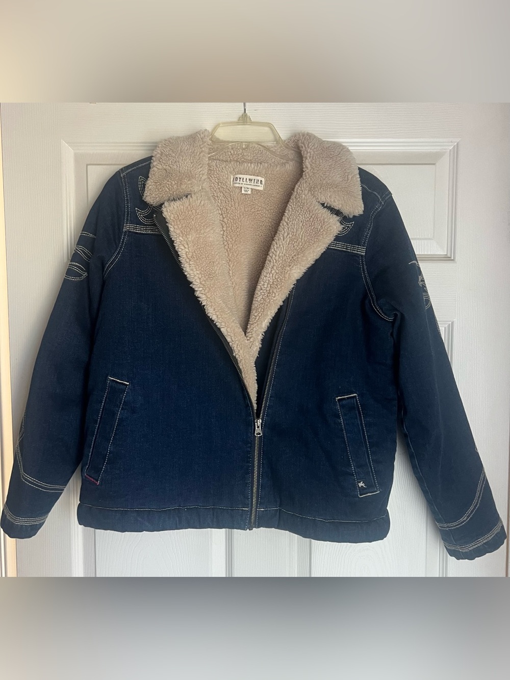 Idyllwind Navy Denim Jacket with Cream Sherpa Lining - NWOT